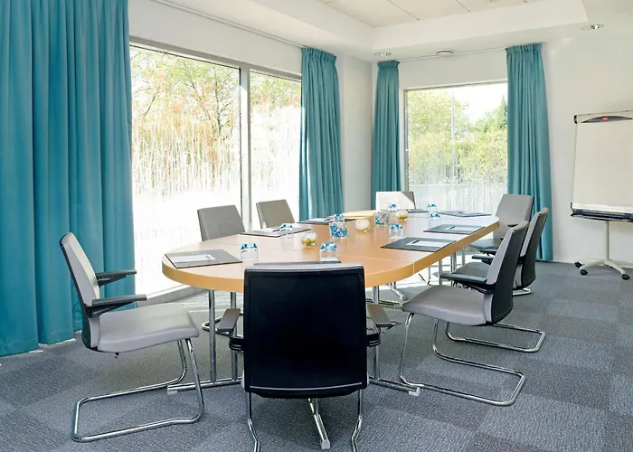 Radisson Blu Toulouse Airport 4*