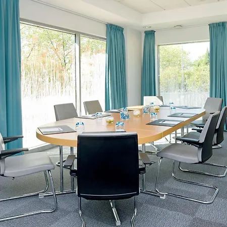 Radisson Blu Toulouse Airport 4*