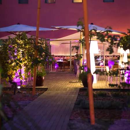 Radisson Blu Toulouse Airport 4*