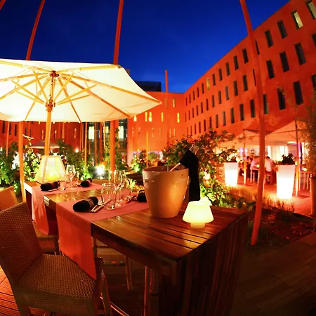 Radisson Blu Toulouse Airport 4*