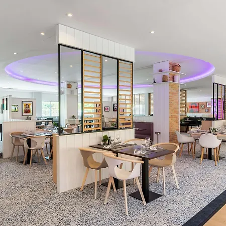 Radisson Blu Toulouse Airport Otel 4*