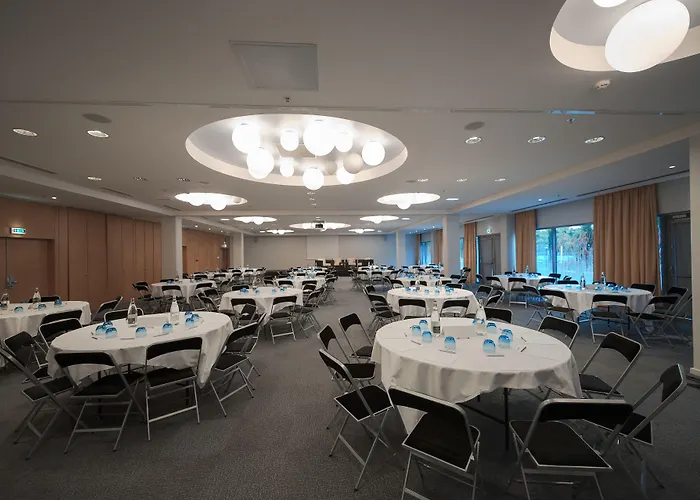 Radisson Blu Toulouse Airport 4*